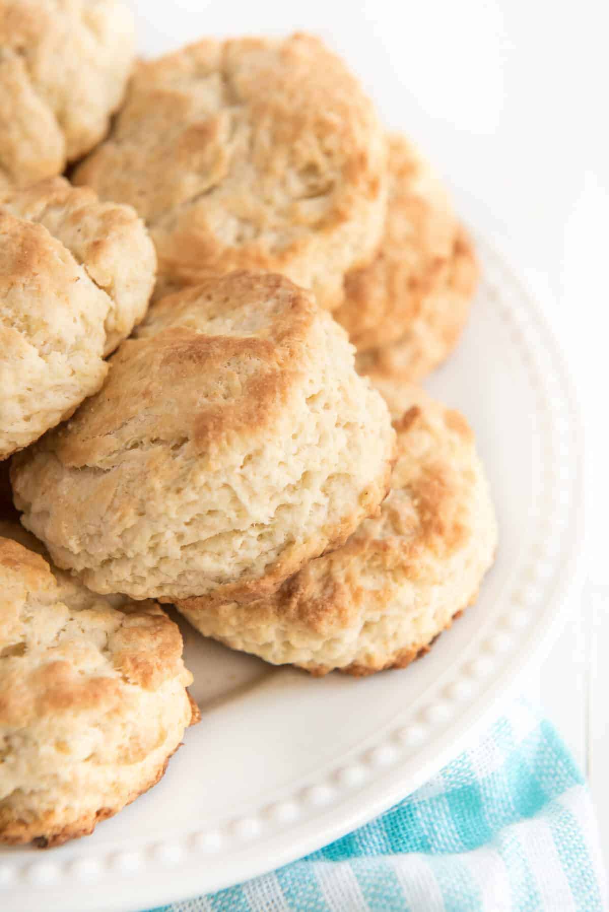 https://www.blessthismessplease.com/wp-content/uploads/2012/02/basic-butter-biscuits-9-1.jpg