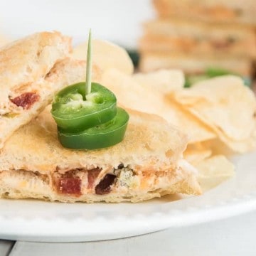 https://www.blessthismessplease.com/wp-content/uploads/2012/05/jalapeno-popper-grilled-cheese-sandwich-13-360x360.jpg