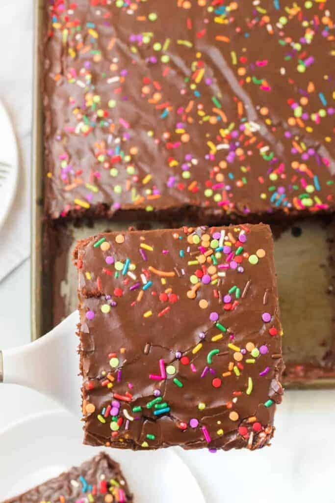 Quick And Easy Chocolate Sheet Cake Bless This Mess   Chocolate Sheet Cake 900 8 683x1024 