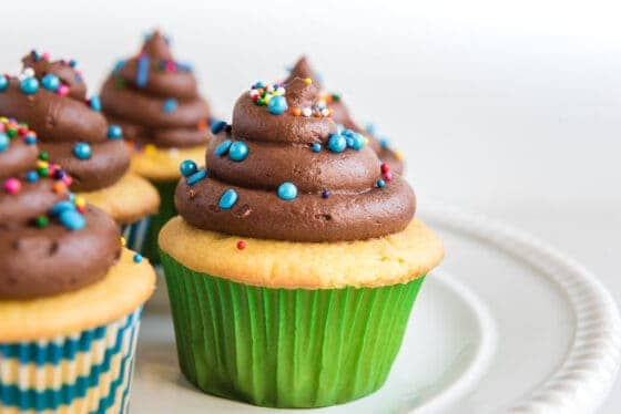 Classic Chocolate Buttercream Icing for Cupcakes - Easy Frosting Recipe