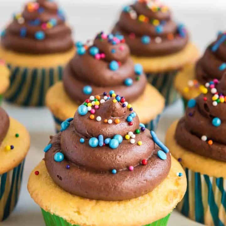 Classic Chocolate Buttercream Frosting — Bless this Mess