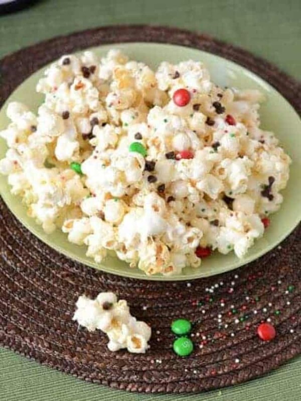 Marshmallow Christmas Popcorn