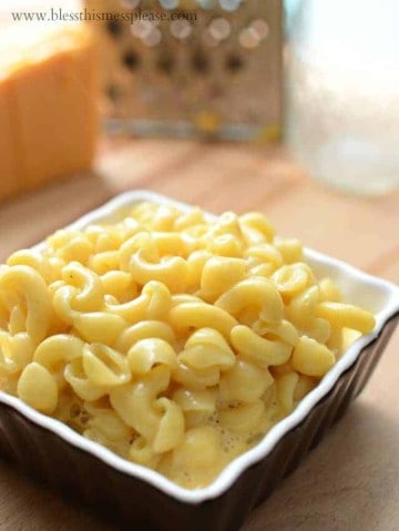 Easy No-Bake Homemade Mac and Cheese | Simple Stovetop Pasta Dish