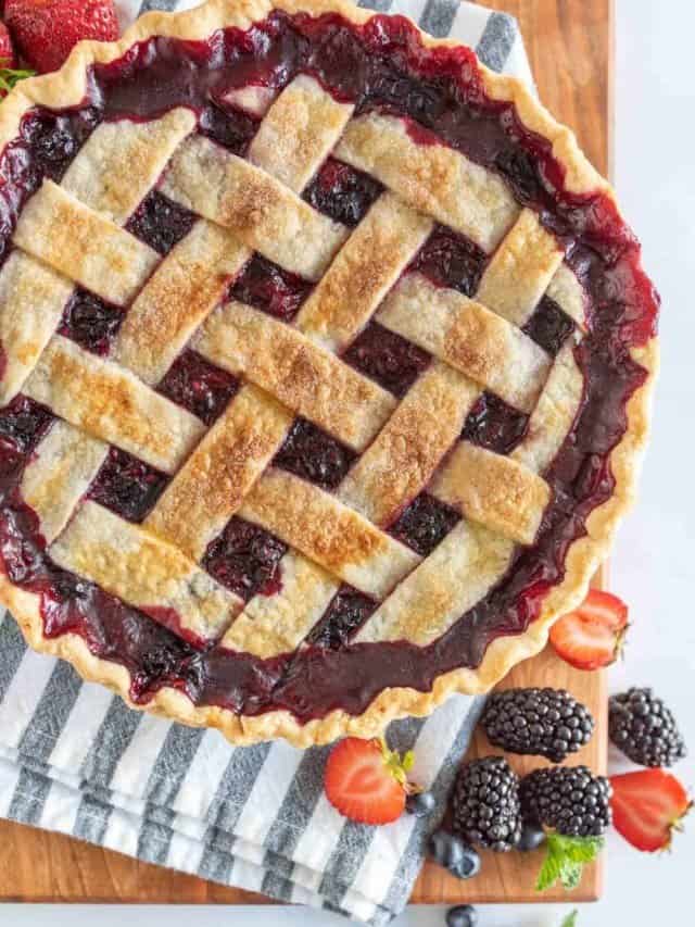 Mixed Berry Pie — Bless this Mess