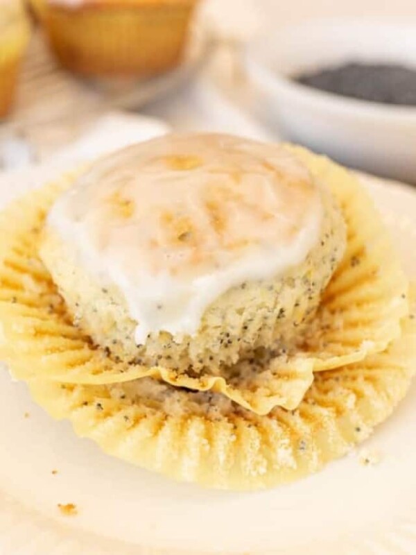 picture of a lemon poppy seed muffin, unwrapped and on a plate