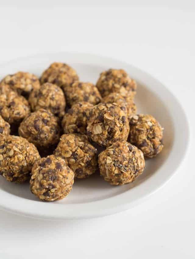 No-Bake Pumpkin Oatmeal Energy Balls — Bless This Mess