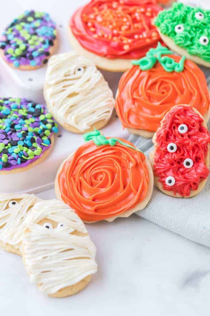 Easy Halloween Sugar Cookies | Pumpkin & Mummy Cookies