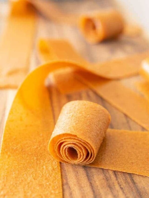 rolled dried fruit leather