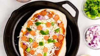 https://www.blessthismessplease.com/wp-content/uploads/2021/04/skillet-pizza-recipe-2-320x180.jpg