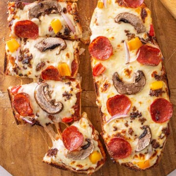 https://www.blessthismessplease.com/wp-content/uploads/2021/06/french-bread-pizza-7-360x360.jpg