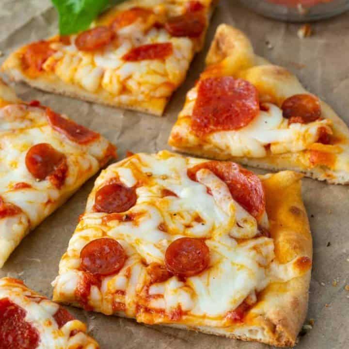 Quick & Easy Pepperoni Flatbread Pizza Recipe — Bless this Mess