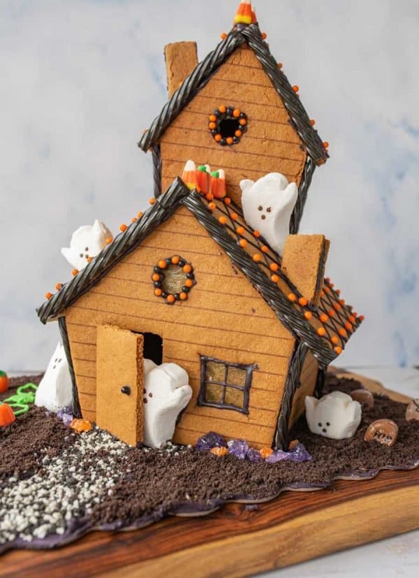 Haunted Halloween Gingerbread House — Bless This Mess 5878