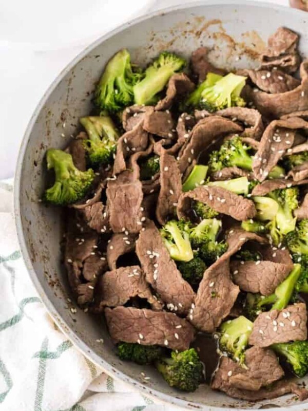 pan full of beef and broccoli stir fry