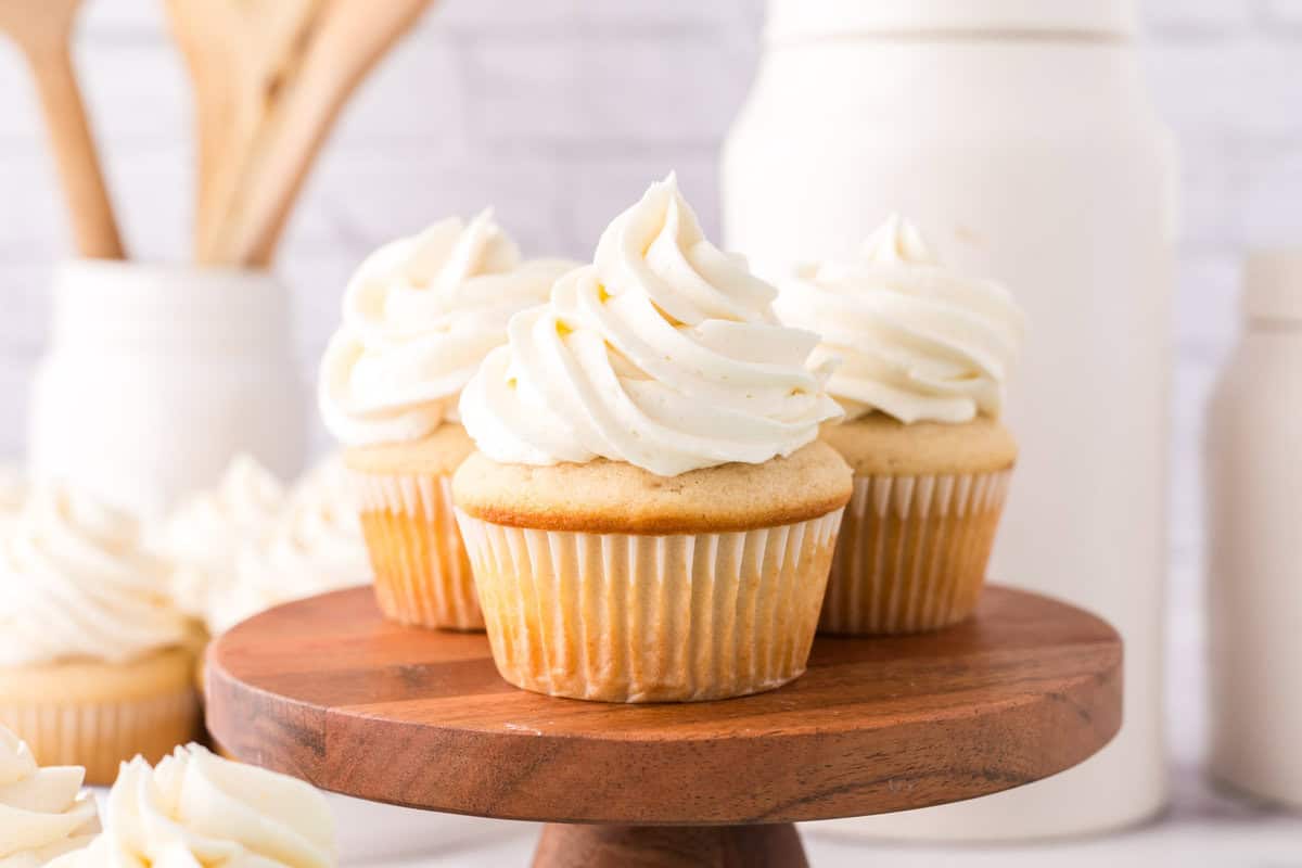 Easy Sweet Tooth Fairy S Vaniella Squared Cupcake Copycat Recipe