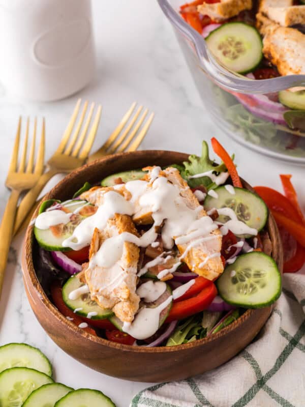 chicken bacon ranch salad recipe in a wooden bowl.