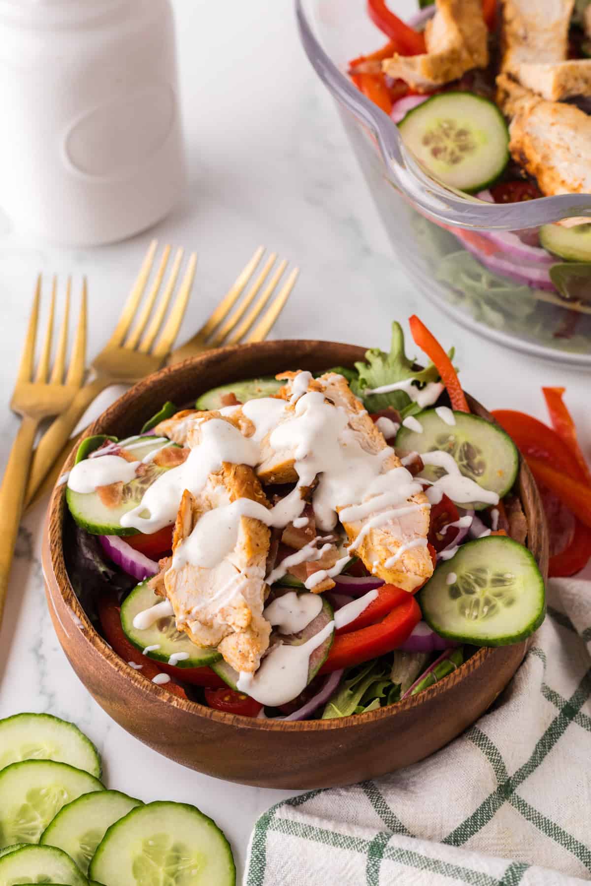 chicken bacon ranch salad recipe in a wooden bowl.